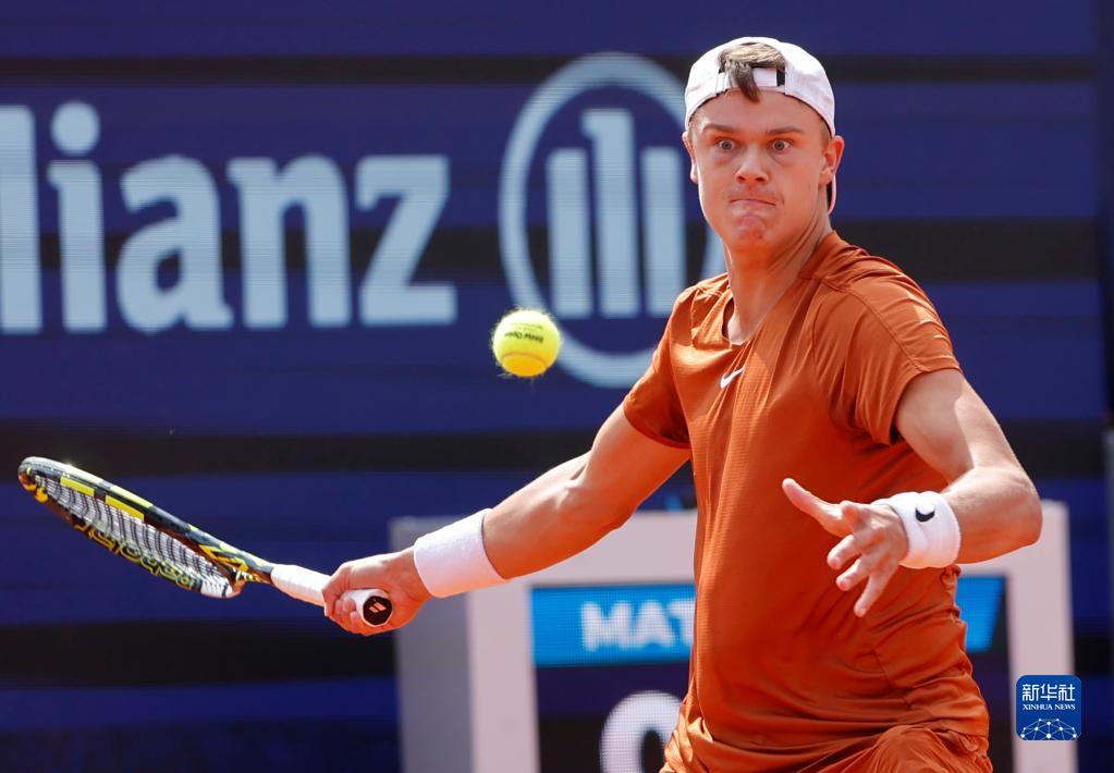 对他来说 对他来说